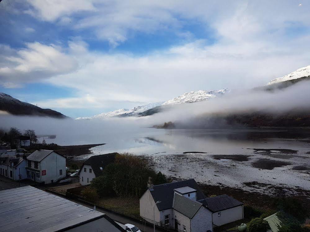 Loch Long Hotel 애로차 외부 사진