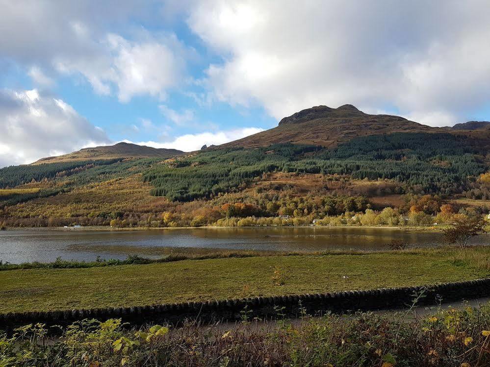 Loch Long Hotel 애로차 외부 사진